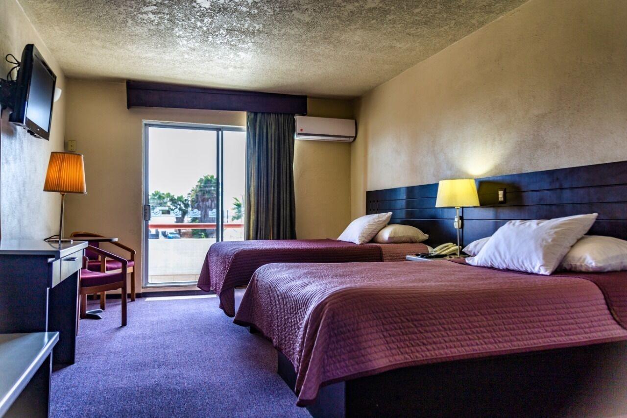Hotel Posada Don Fernando エンセナダ エクステリア 写真