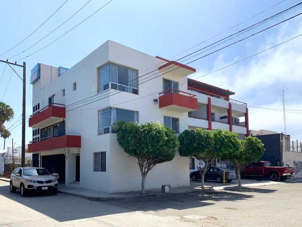 Hotel Posada Don Fernando エンセナダ エクステリア 写真