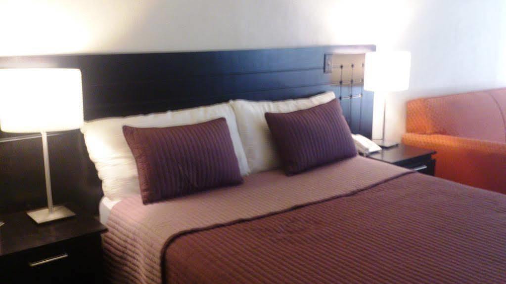 Hotel Posada Don Fernando エンセナダ エクステリア 写真