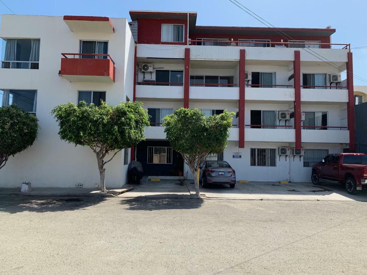 Hotel Posada Don Fernando エンセナダ エクステリア 写真